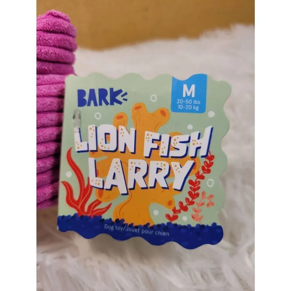 Bark Lion Fish Larry Size M 20 - 50 Pounds NWT